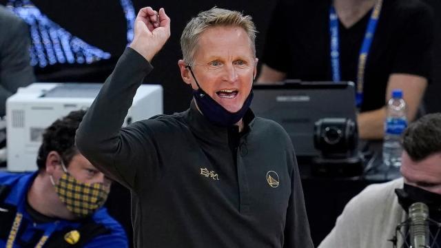 1641532371603008581.jpg Steve-Kerr.jpg